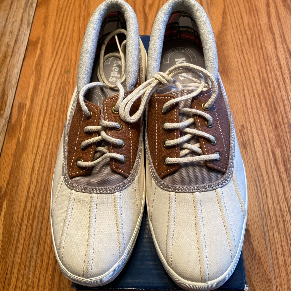 Vintage unworn Keds Champion Ducky sneakers size 8.5M